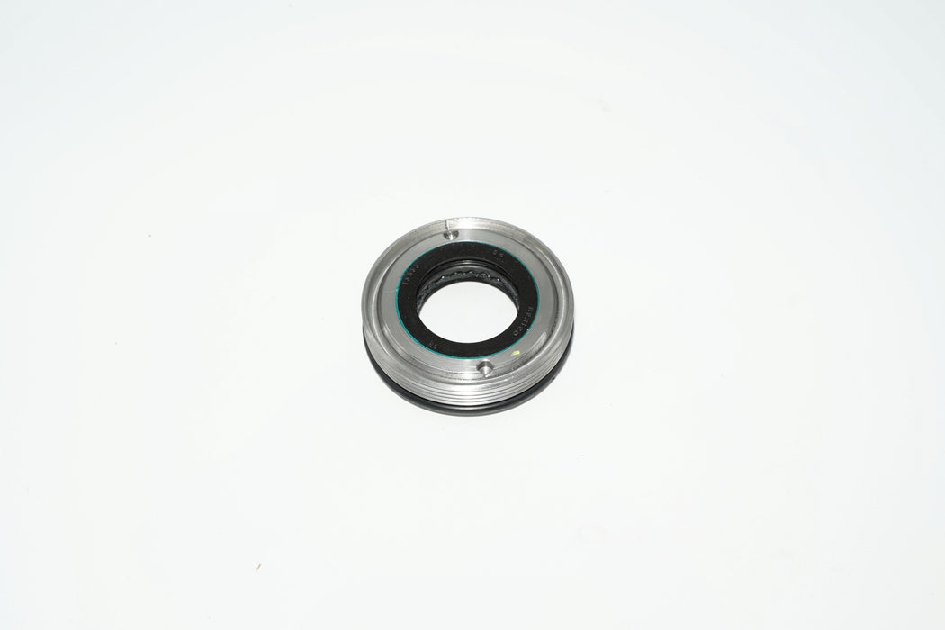 Assembly Retainer with Soft Seal