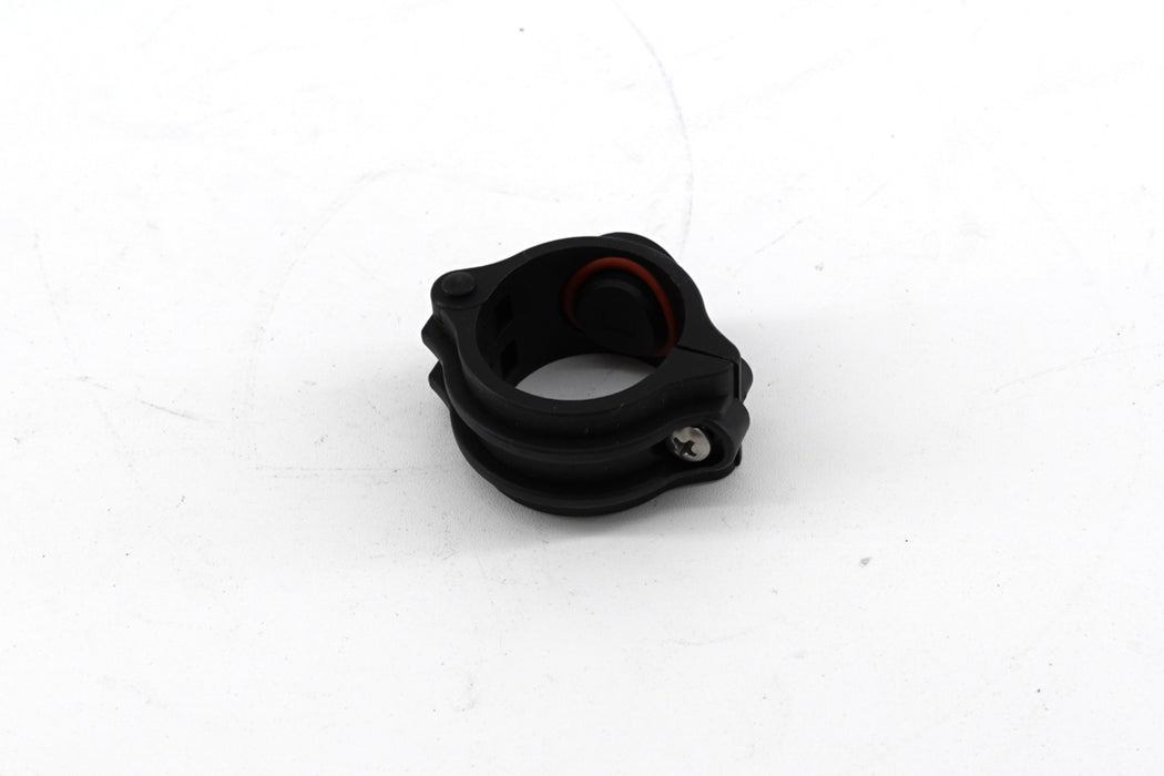 Hinged Plug Assembly, 1"WB, 21/32" Inlet, with Smooth Clamp